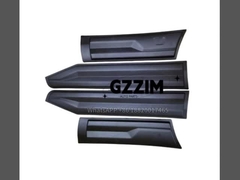 Protection et décoration Pièces automobiles Couverture de moulage latéral Protecteur de porte de garniture Pour Fortuner GR 2021