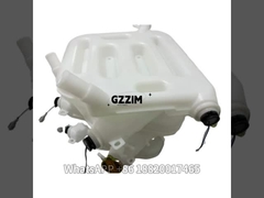 Système de refroidissement de pièces automobiles Bouteilles de réservoir d'eau pour Isuzu Npr Cxz Cvr Cxm Exr Giga