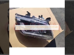Nissan Pick Up NP300 2021 Feuil de voiture LED avant lumière ABS Matériau plastique