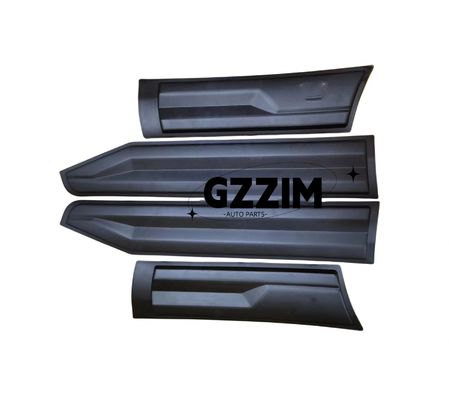 Protection et décoration Pièces automobiles Couverture de moulage latéral Protecteur de porte de garniture Pour Fortuner GR 2021