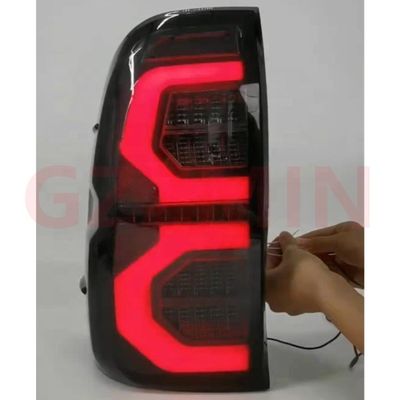 L'éclairage de queue LED C style pour Hilux Revo Rocco 2016 2017 2018 2019 2020 2021 2022 2023